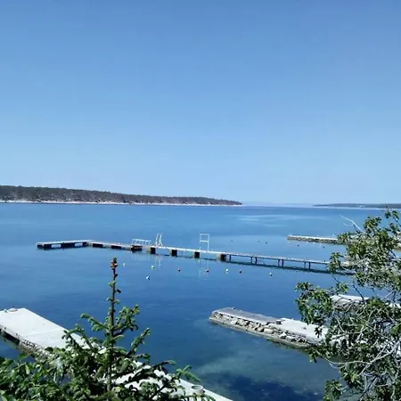 Petar - 6m From The Sea Barbat na Rabu
