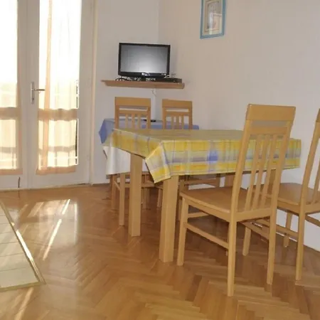 Petar - 6m From The Sea Apartment *