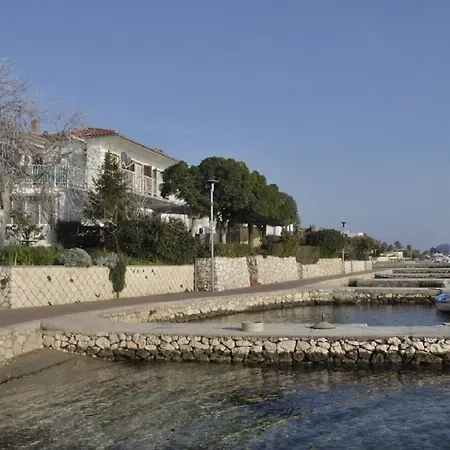 Petar - 6m From The Sea Apartment *
