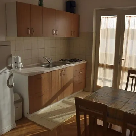 Apartment Petar - 6m From The Sea *