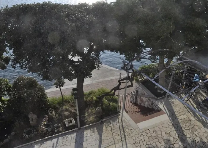 Petar شقة Barbat na Rabu